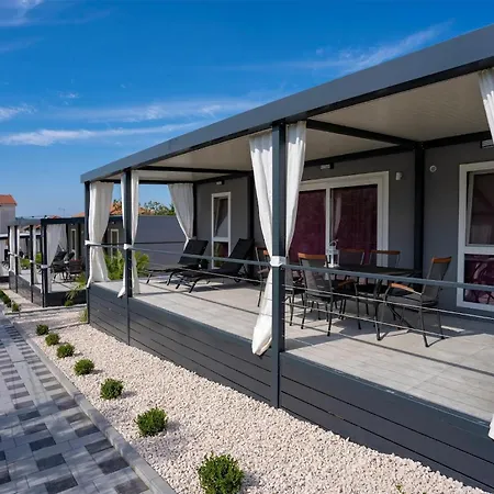 2 Bedroom Stunning In Prázdninový dům *